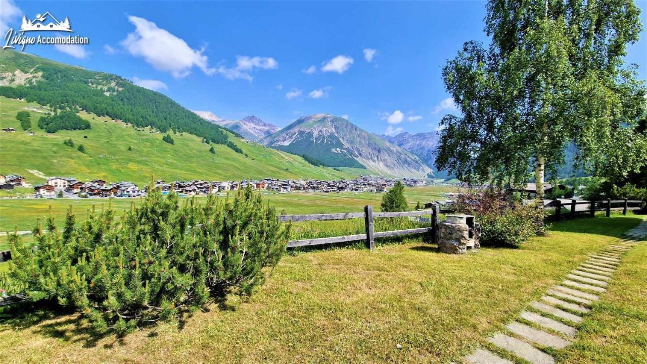 Chalet Rododendro Forest By Livigno Accomodation Exterior foto